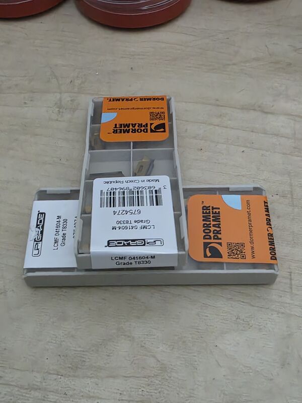 PRAMET PVD Coated Double-End Grooving Insert 4mm Width R0.4 Neutral for CNC Lathe External Circlip Grooving